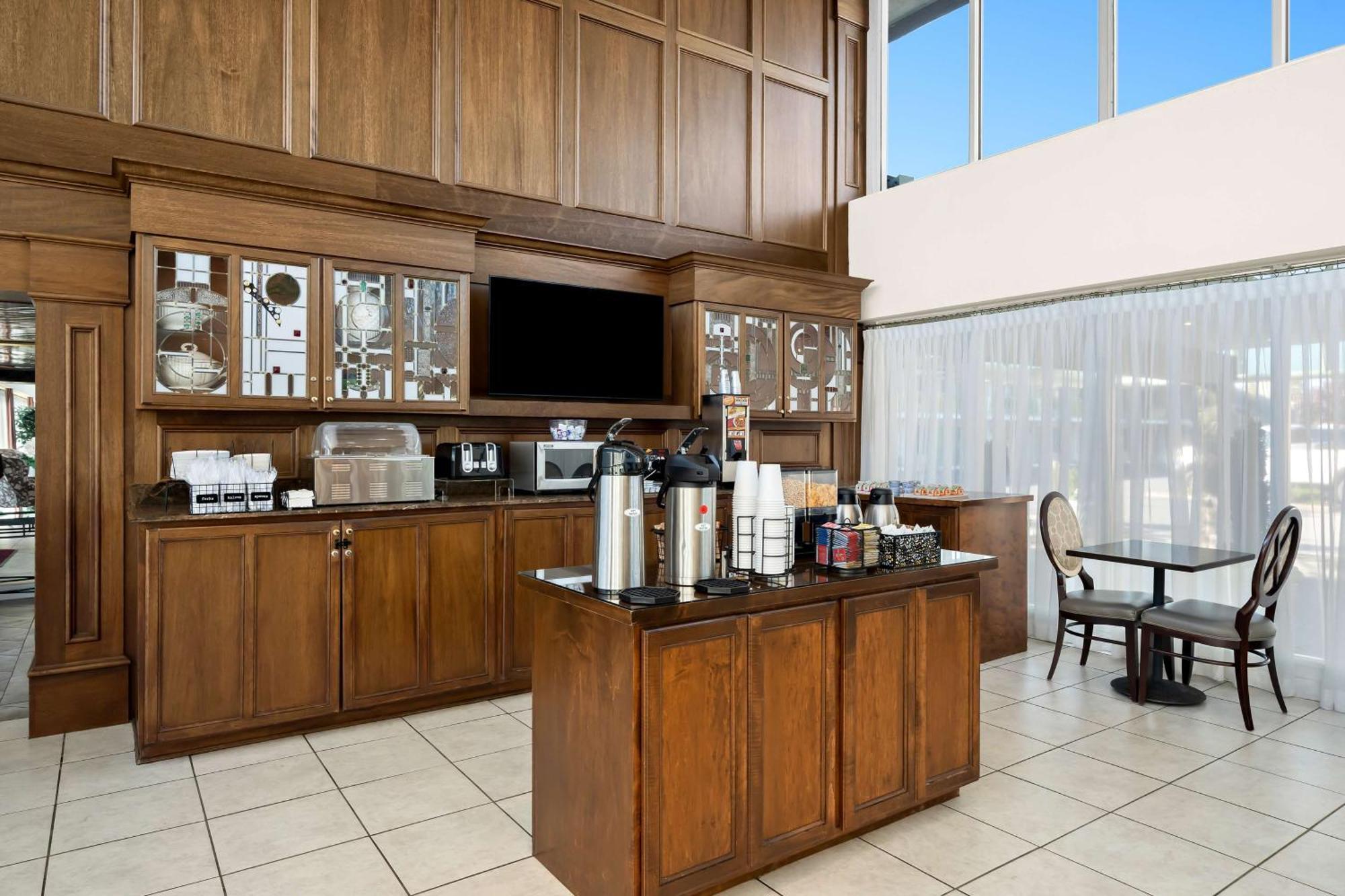 Brandywine Valley Inn Surestay Plus By Best Western ويلمينغتون، كارولاينا الشمالية المظهر الخارجي الصورة